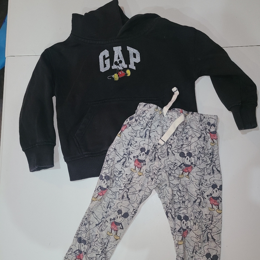 Baby Gap x Disney Mickey Mouse outfit